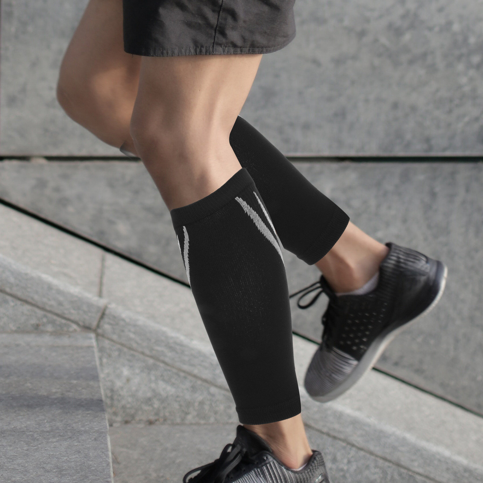 Compression Sleeve Calf - 1 Pasang Kaus Kaki Olahraga Elastis