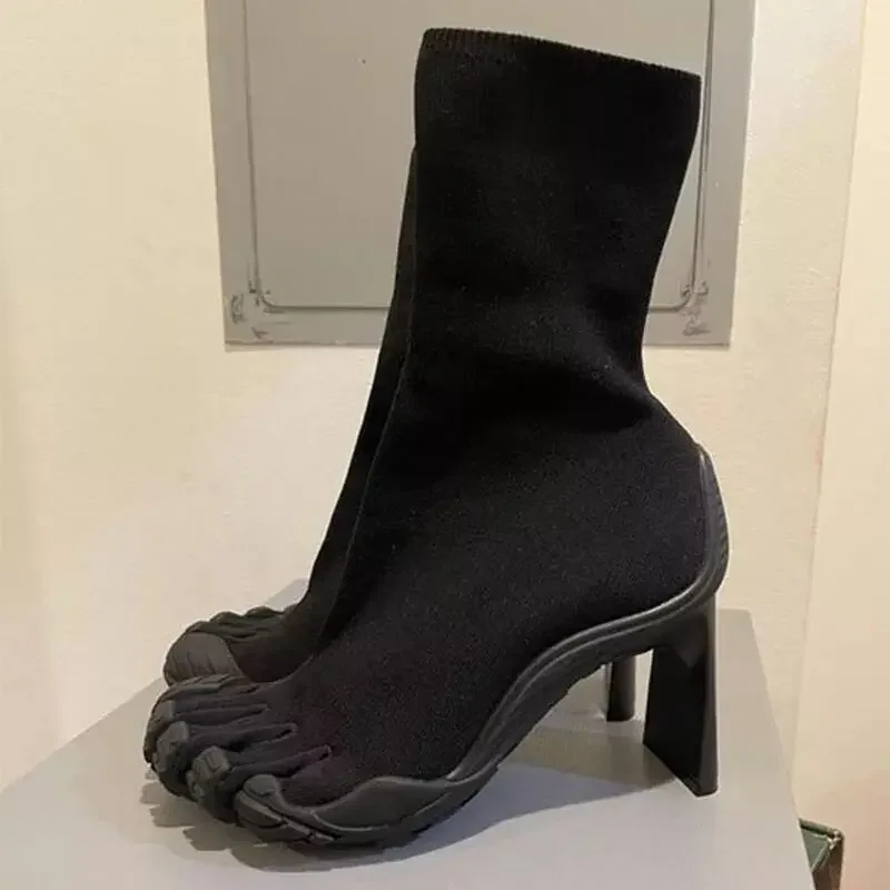 Sepatu Boots Wanita Model Lima - Toe Sock Split ulasan dan harga